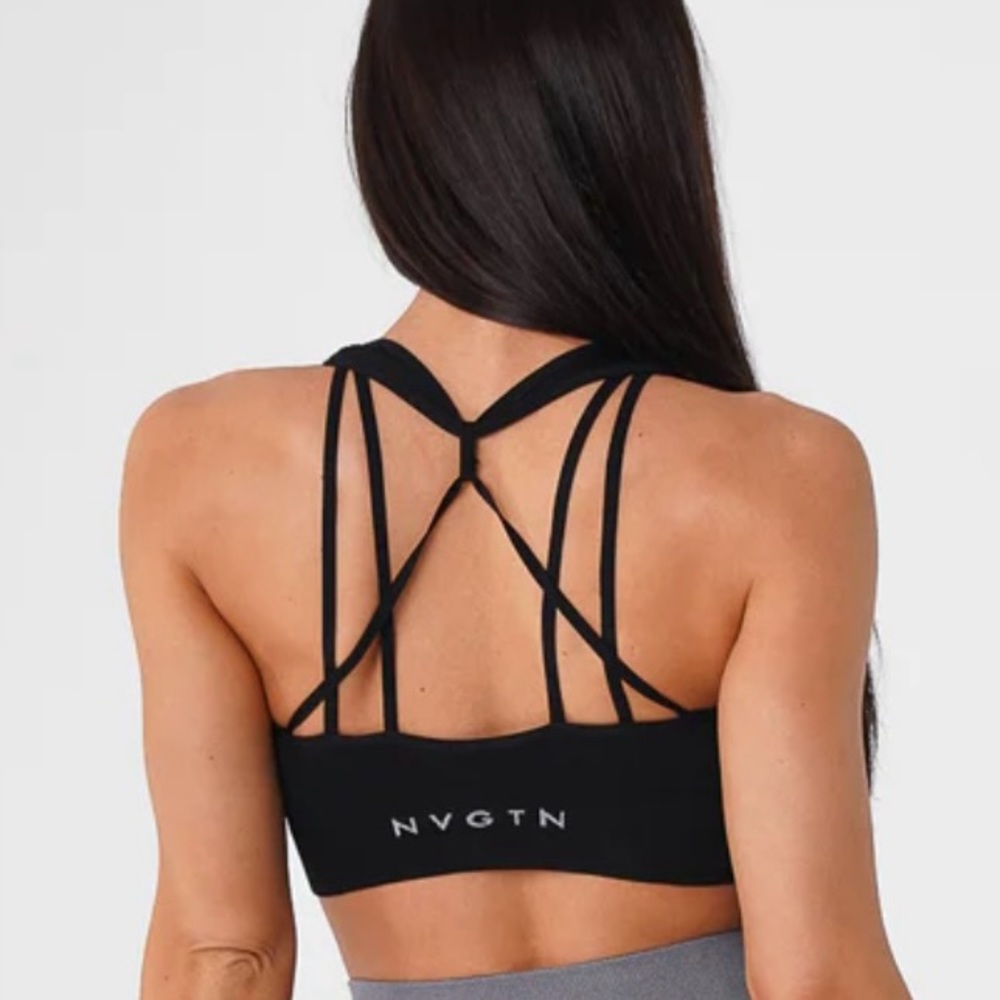 NVGTN SPORTS BRA IN BLACK